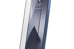 Нужно ли защитное стекло на iPhone 12?
