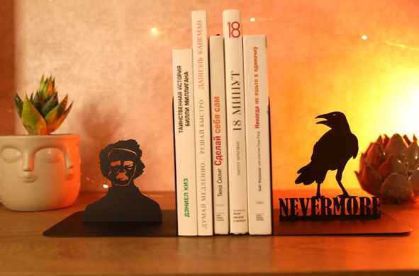 Держатель для книг металлический MetalHomeLab "Эдгар Аллан По Nevermore" черный Black фото